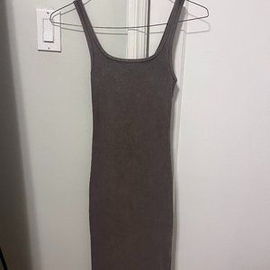 Aritzia Wilfred Free Ribbed Dress